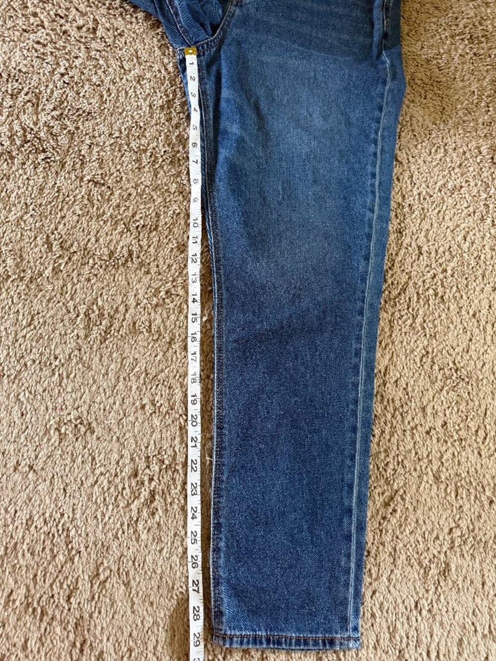 American Eagle High Rise Medium Wash Mom Jean - Size 14 Long - Picture 10 of 11
